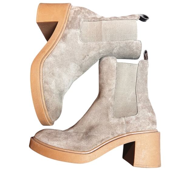 Dolce Vita Shoes - Dolce Vita Gage Crepe Suede Chunky Block Heel Ankle Boot Size 9 M y2K Western